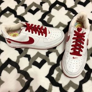 nike red 2003 valentines air force 1